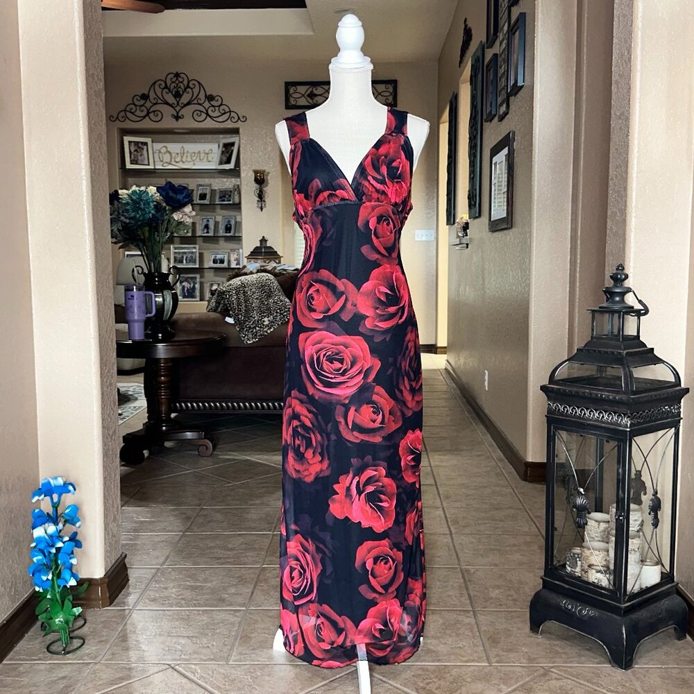 Temu*Maxi Floral Print Red & Black Dress